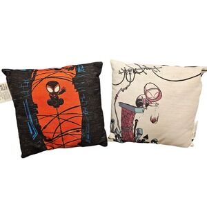 Loot-Crate Gear - Goods  Marvel Spider-Man pillows Lot Of 2
